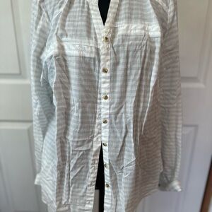 Maurices White and Gray Casual Button Down Shirt